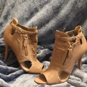 Steven Madden High heels